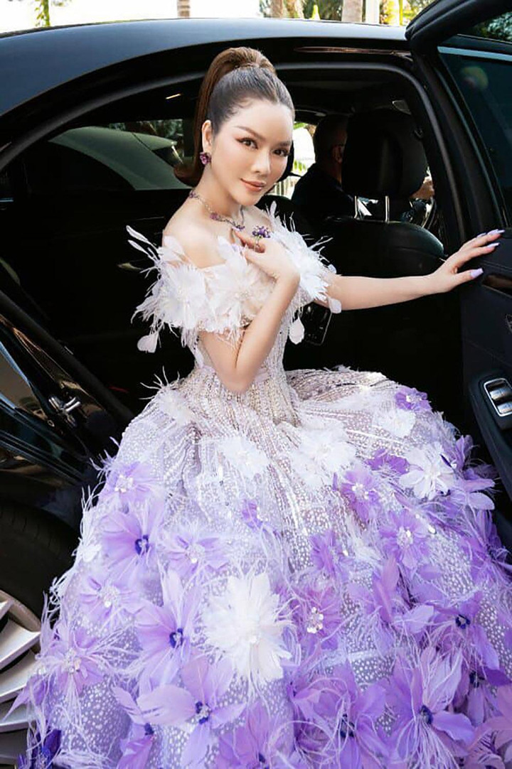 Lý Nhã Kỳ đeo trang sức gần 2,5 tỷ đồng trên thảm đỏ Cannes - 3