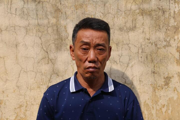 Giải cứu người vợ bị chồng tẩm xăng, dùng súng doạ giết ở Vĩnh Phúc - 1