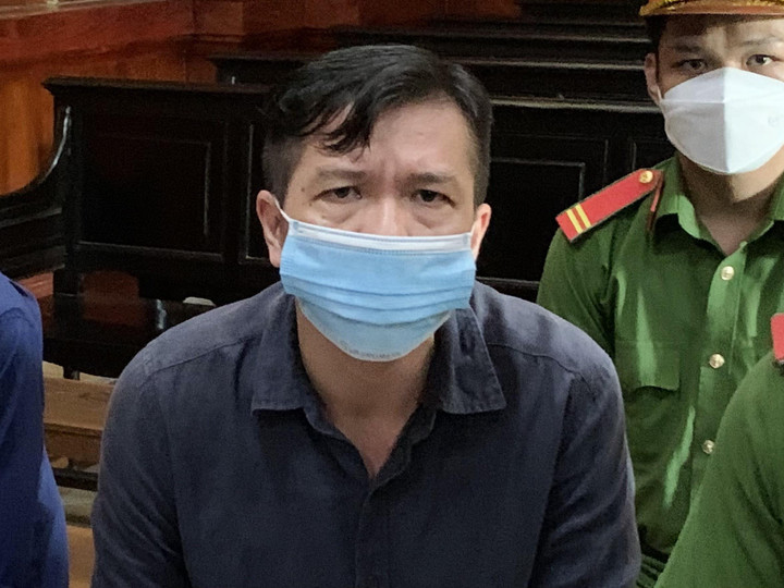 Vì sao hơn 80 CSGT, TTGT vắng mặt ở phiên toà xử đường dây bán logo xe 'vua'? - 2