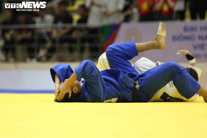 Không kịp ra đòn chốt hạ, võ sĩ Việt Nam hụt HCV đầy tiếc nuối - 1