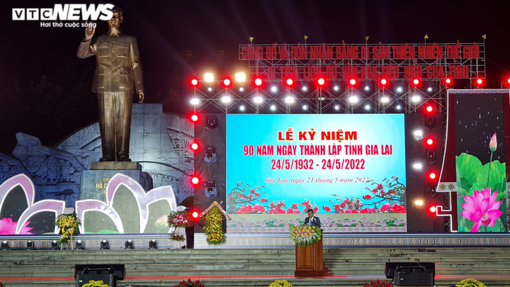 Ảnh: Thủ tướng Phạm Minh Chính dự lễ kỷ niệm 90 năm thành lập tỉnh Gia Lai - 4