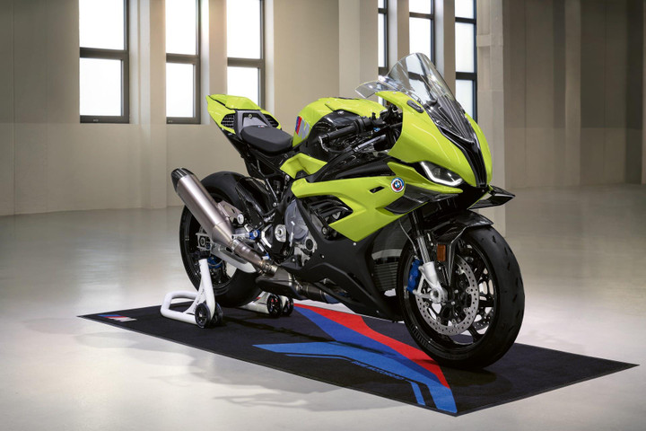 BMW M 1000 RR phiên bản kỷ niệm 50 năm được ra mắt - 4