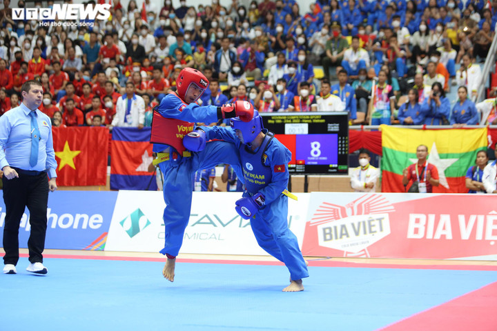 Đánh bại võ sĩ 2 lần vô địch thế giới, Lê Hồng Tuấn giành HCV Vovinam - 1