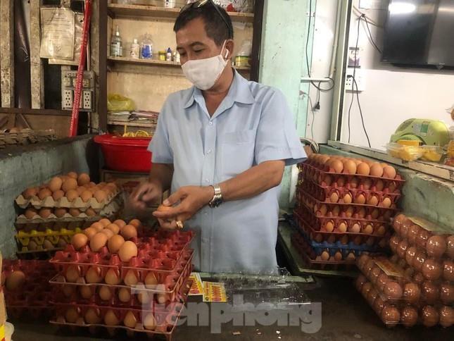 Trứng tăng giá cao gần gấp đôi - 1