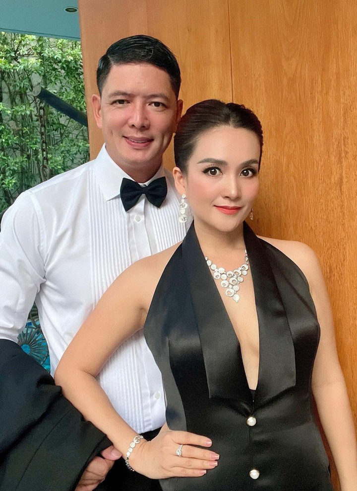 10 cặp sao Việt kỷ niệm hôn nhân thập kỷ, vượt sóng gió bên nhau - 5