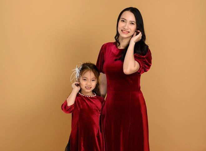 Phụ huynh chi chục triệu đồng để con làm quen với metaverse - 1