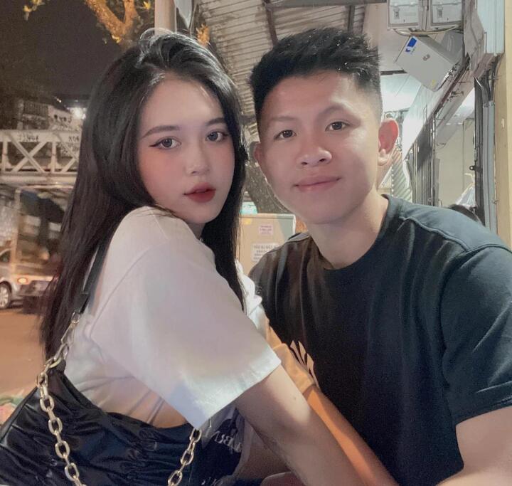 Nhan sắc vợ, bạn gái các cầu thủ U23 Việt Nam - 8