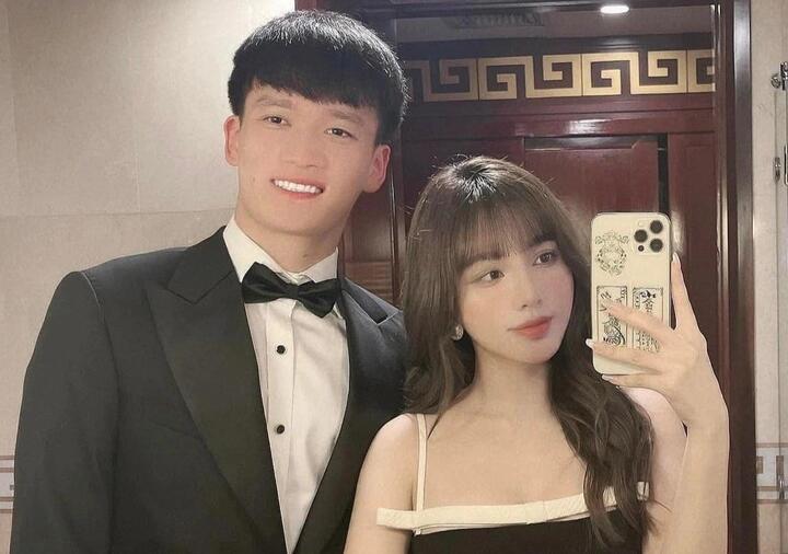Nhan sắc vợ, bạn gái các cầu thủ U23 Việt Nam - 5