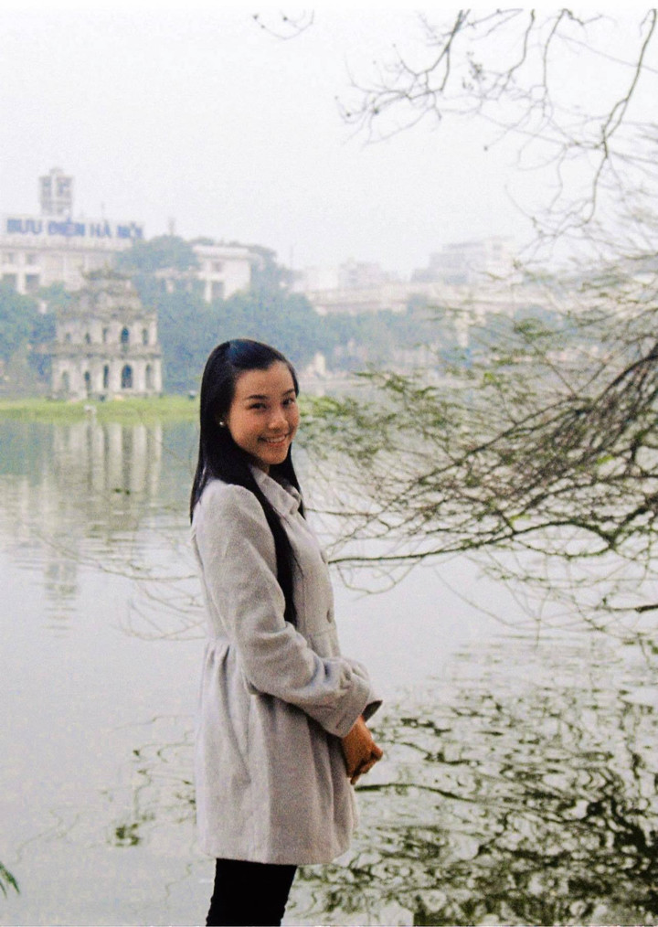 Sao Việt 22/5: Minh Hằng bất ngờ khi được tổ chức tiệc độc thân - 10