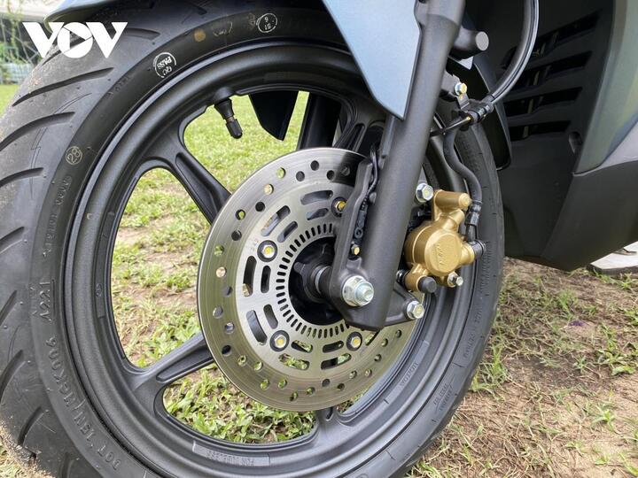 Honda Air Blade 160cc phiên bản đắt nhất có gì đặc biệt? - 9