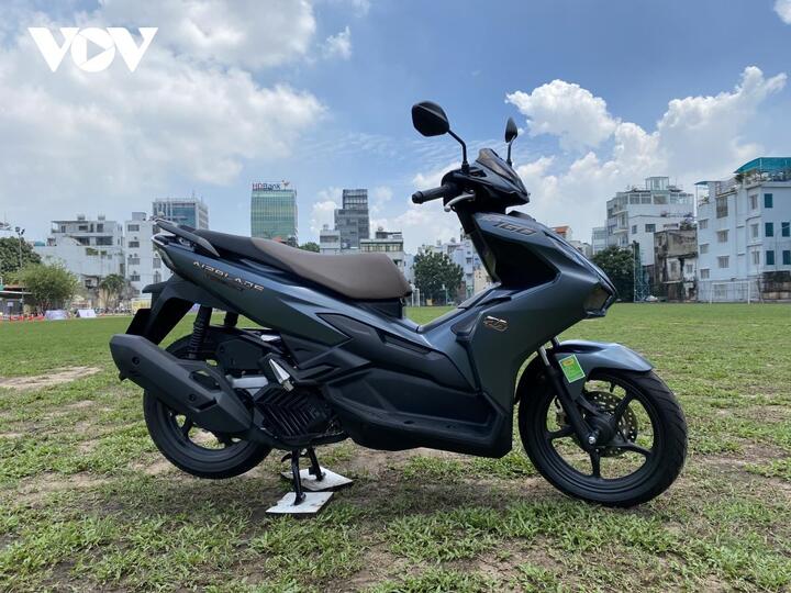 Honda Air Blade 160cc phiên bản đắt nhất có gì đặc biệt? - 10