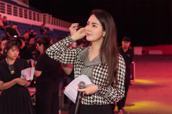 Đức Bảo, Thuỵ Vân hé lộ những điều thú vị của lễ bế mạc SEA Games 21 - 3