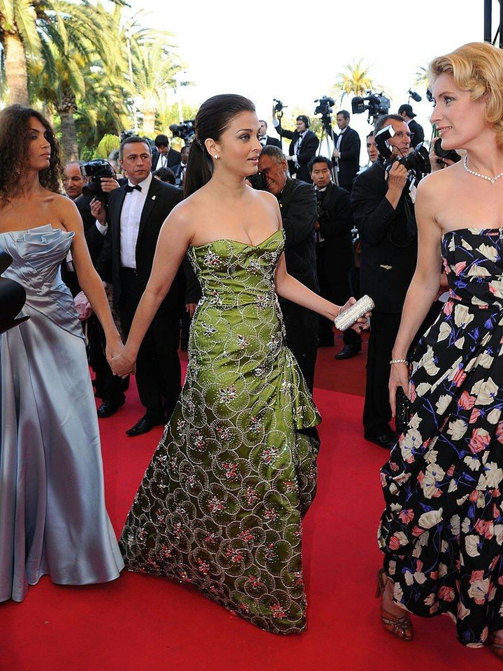 Mỹ nhân giữ ngôi 'Hoa hậu đẹp nhất mọi thời đại' sau 28 năm đăng quang - 26