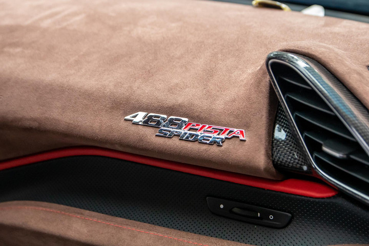 Đặng Lê Nguyên Vũ ảnh 20 Chi tiết Ferrari 488 Pista Spider của ông Đặng Lê Nguyên Vũ - 20