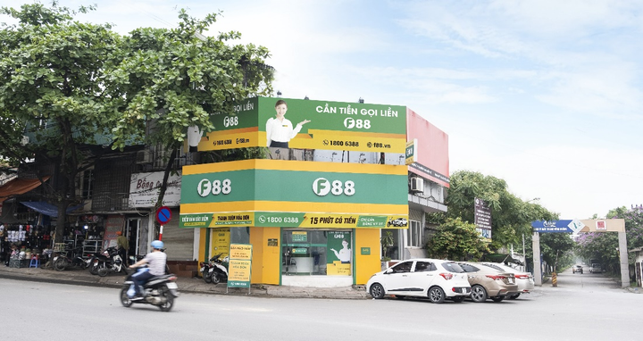 F88 - hành trình chuyển đổi từ cửa hàng cầm đồ đến cửa hàng tài chính tiện ích - 1