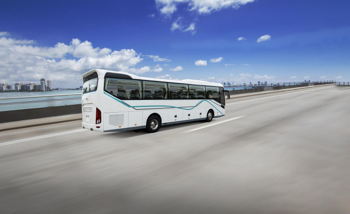 Thaco Auto hợp tác chiến lược với Daimler Bus, ra mắt xe bus cao cấp - 2