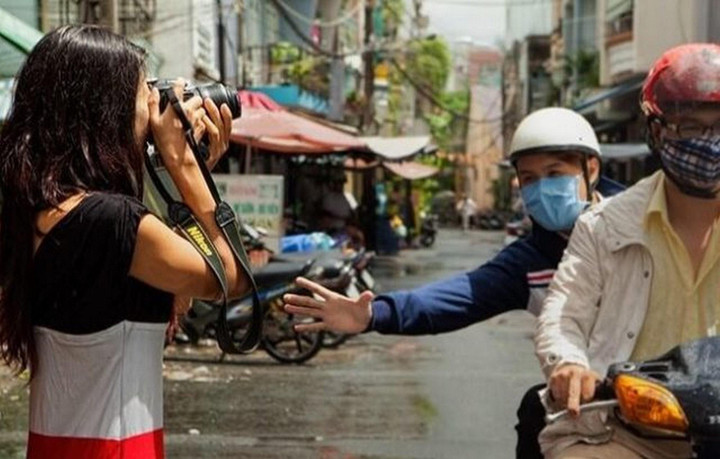 TP.HCM: Tìm bị hại liên quan 17 vụ cướp do nam thanh niên 17 tuổi cầm đầu - 1