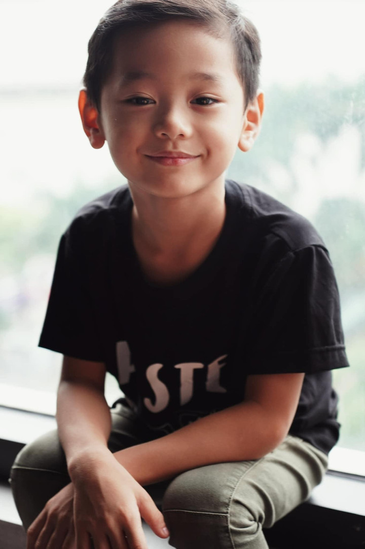 Tìm ra bản sao nhí cực yêu của HLV Park Hang Seo, hóa ra là quý tử nhà sao Việt - 11