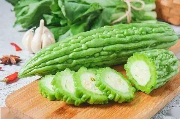 Phụ nữ thích ăn 6 loại thực phẩm này thường lâu già - 6