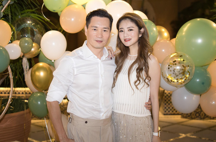 Nhà giàu Hong Kong là 'tục' thưởng biệt thự cho con dâu mỗi lần mang thai - 16