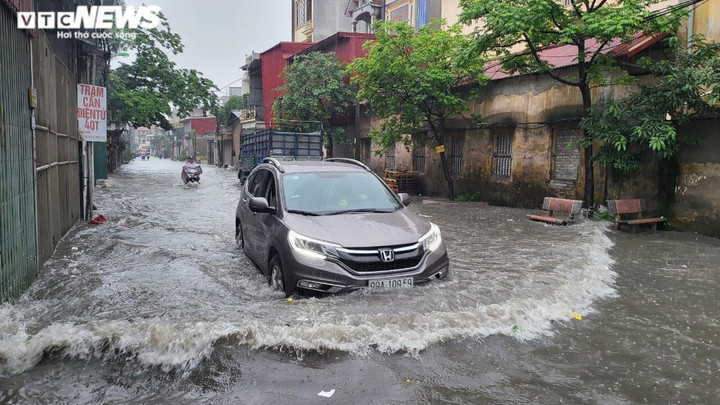 Bắc Ninh: Mưa lớn làm ngập trường, hơn 1.300 học sinh phải nghỉ học - 6