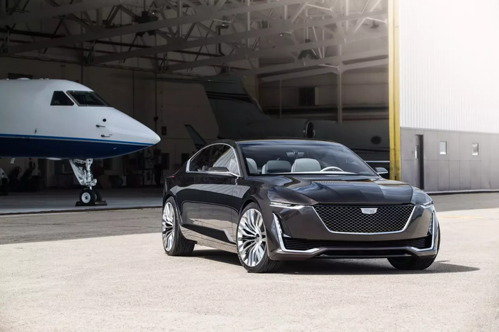Cadillac ra mắt xe điện, mơ đấu với Rolls-Royce và Bentley - 3