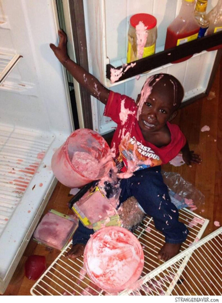 Hình ảnh cho thấy trông trẻ là việc 'rủi ro' nhất, lơ là 1 giây trả giá cực đắt - 8