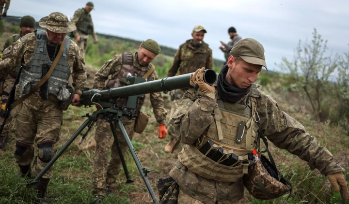 Ukraine chỉ nhận được 15% trong số 40 tỷ USD viện trợ của Mỹ - 1