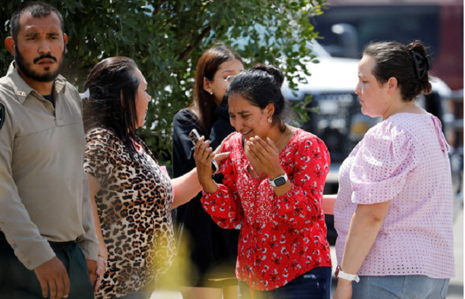 Ảnh: Hiện trường vụ xả súng đẫm máu khiến 21 người chết ở Mỹ - 1