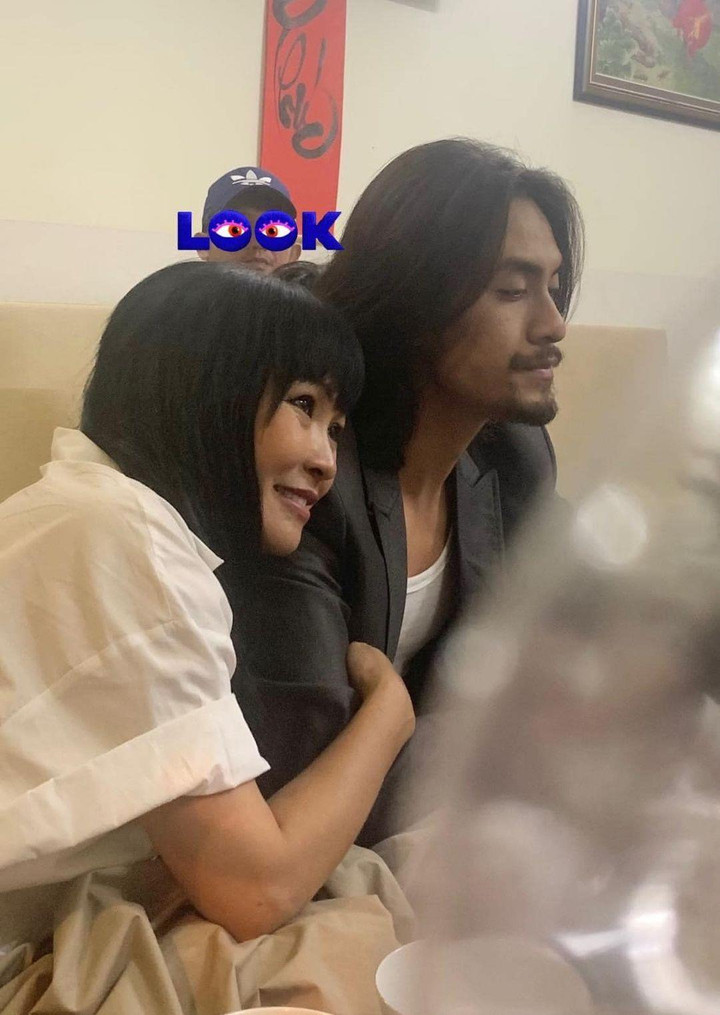 Sao Việt 26/5: Phương Thanh tựa đầu, ôm chặt bạn trai tin đồn - 1