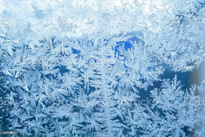 Những ‘ngọn lửa’ cầu vồng xuất hiện trên trời ảo diệu như phim viễn tưởng - 2