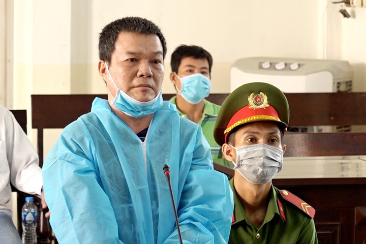 Án chung thân cho kẻ đánh vợ rồi đổ xăng châm lửa đốt nhà - 1