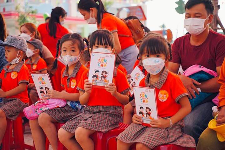NSƯT Xuân Bắc: 'Gia đình tôi khó bảo nhau lắm' - 2
