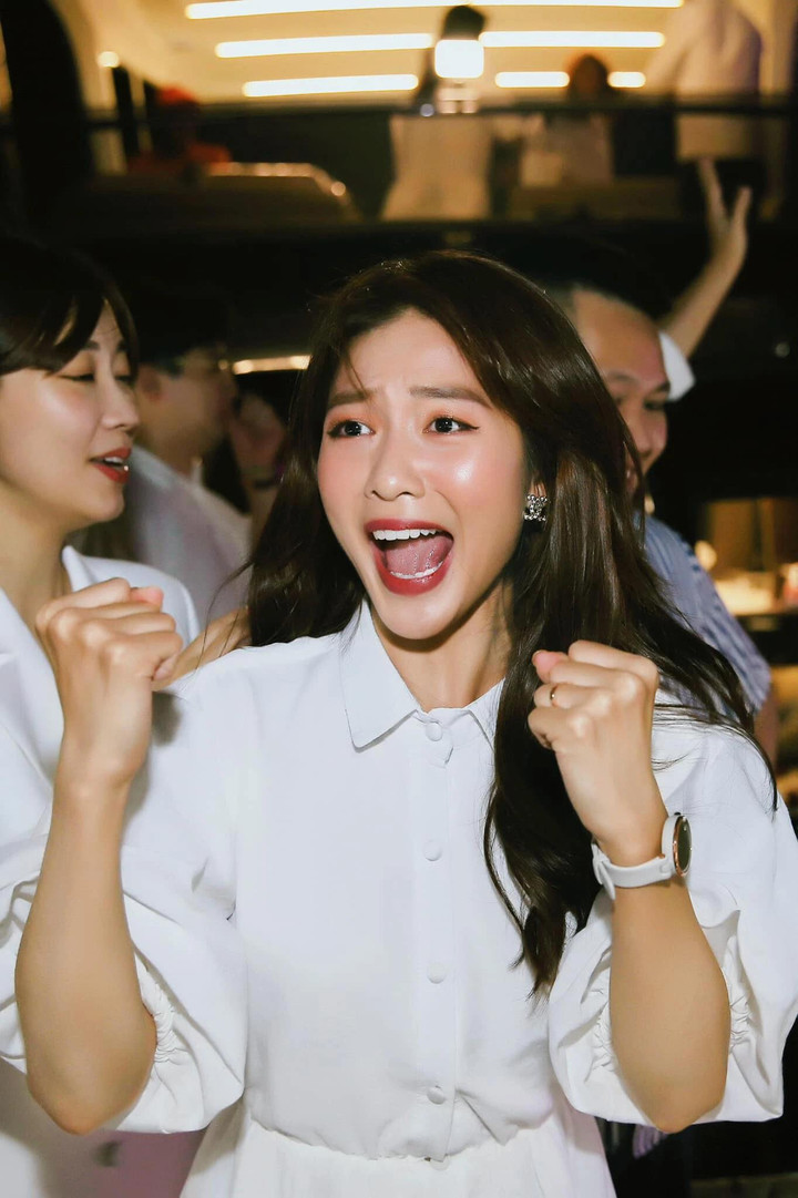 Tình bạn không khoa trương, bền chặt qua năm tháng của Minh Hằng - Khả Ngân - 5