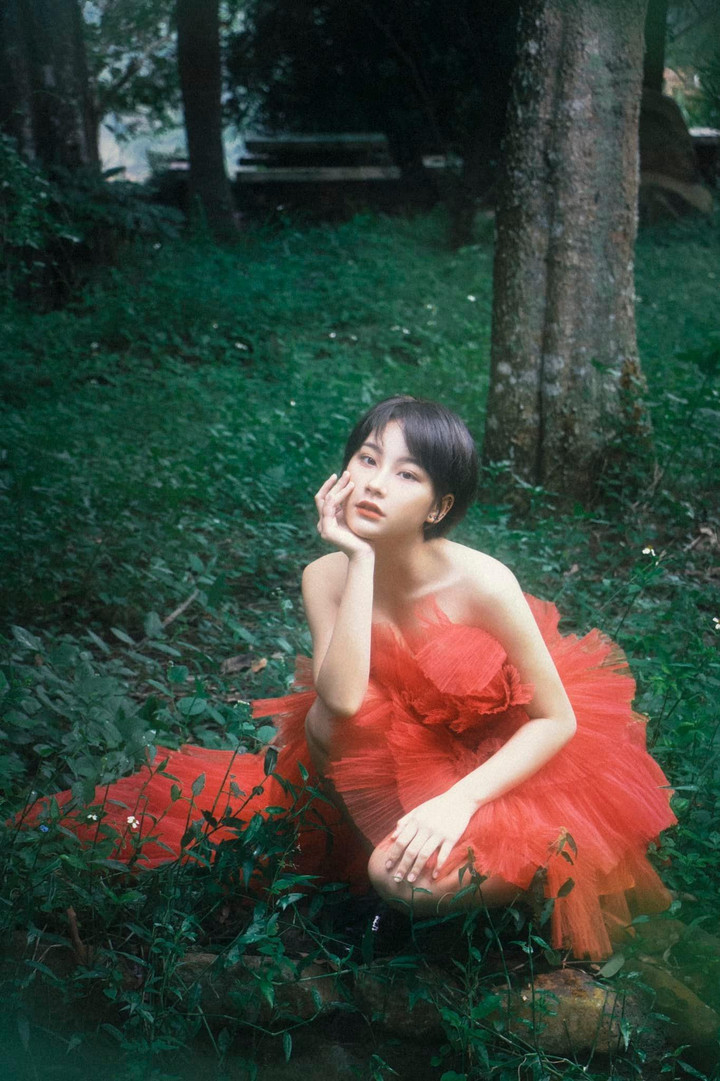 Nhan sắc hotgirl người Tày được ví với Lưu Diệc Phi trong 'Thương ngày nắng về' - 9