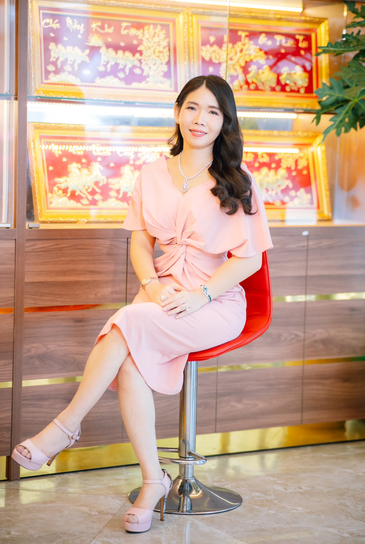 ‘Chìa khóa’ dẫn đến thành công của bà chủ tiệm vàng Mỹ Thành Mum ở An Giang - 4