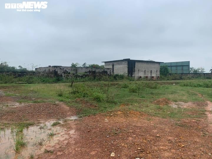 Ảnh: Những dự án cả thập kỷ bỏ hoang thành nơi chăn trâu, bò ở Huế và Quảng Trị - 15