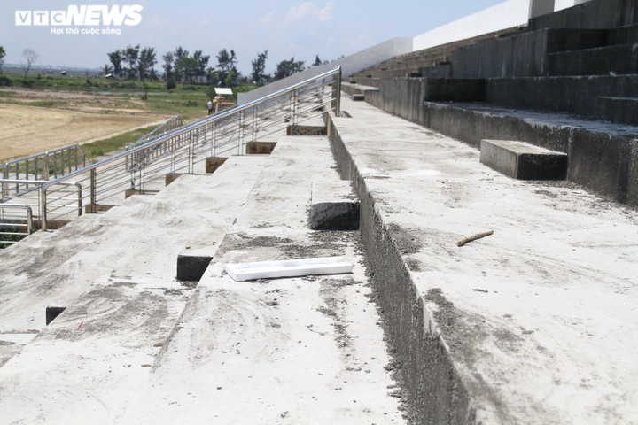 Ảnh: Những dự án cả thập kỷ bỏ hoang thành nơi chăn trâu, bò ở Huế và Quảng Trị - 9