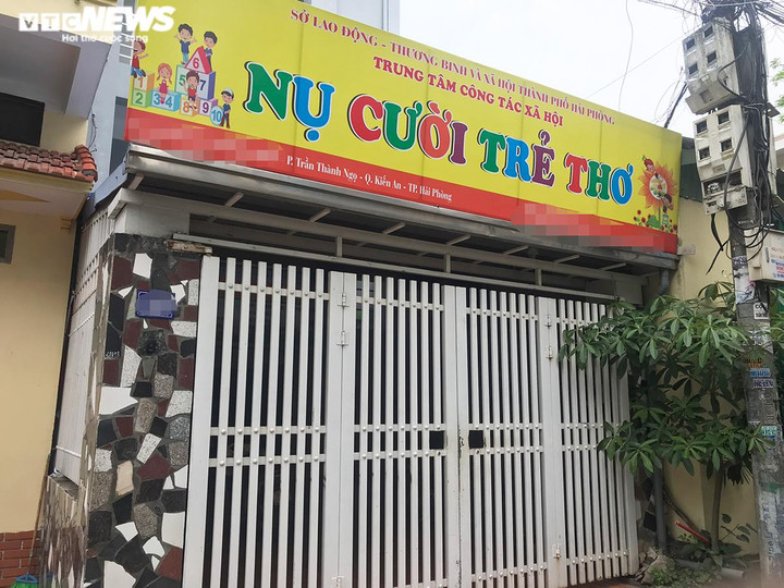 Trẻ 2 tuổi nghi bị bạo hành: Trung tâm giáo dục chuyên biệt tạm dừng hoạt động - 1