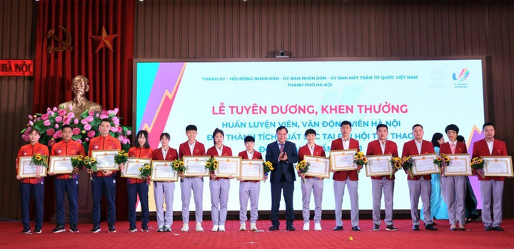 Hà Nội tuyên dương, khen thưởng HLV, VĐV có thành tích xuất sắc tại SEA Games 31 - 2