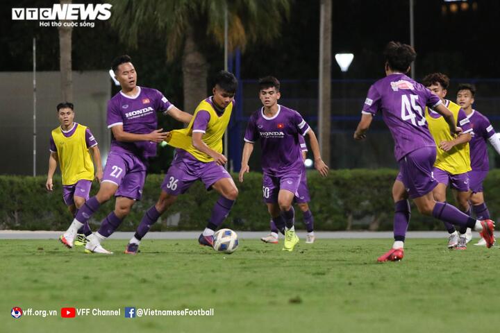 U23 Việt Nam đẩy cao cường độ tập luyện - 1