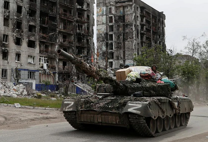 Quân đội Nga xác nhận chiếm thêm thành phố ở đông Ukraine - 1