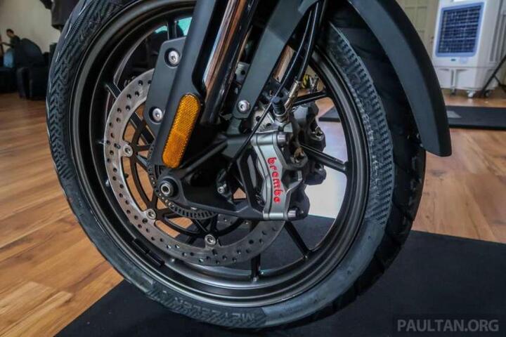 Ngắm mẫu mô tô hàng hiếm của Triumph - 12