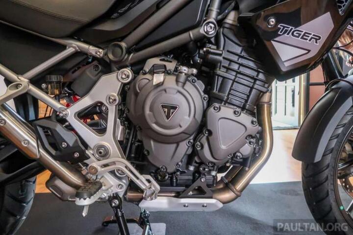 Ngắm mẫu mô tô hàng hiếm của Triumph - 13
