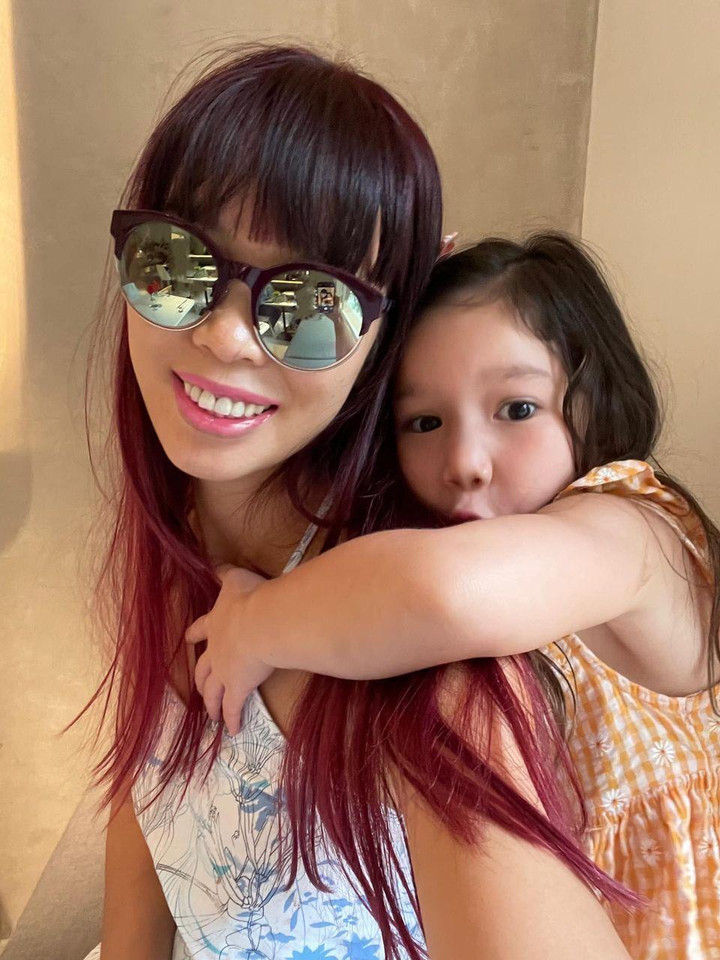 Sao Việt 30/5: MC Minh Hà khoe ảnh gợi cảm, trả lời việc 'rời bỏ VTV' - 3