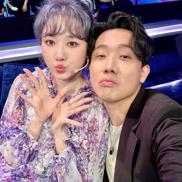 Sao Việt 30/5: MC Minh Hà khoe ảnh gợi cảm, trả lời việc 'rời bỏ VTV' - 8