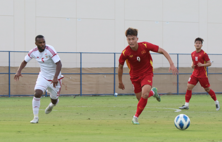 U23 Việt Nam thua 0-3, HLV Gong Oh-kyun nói 'không ai chơi tệ' - 2