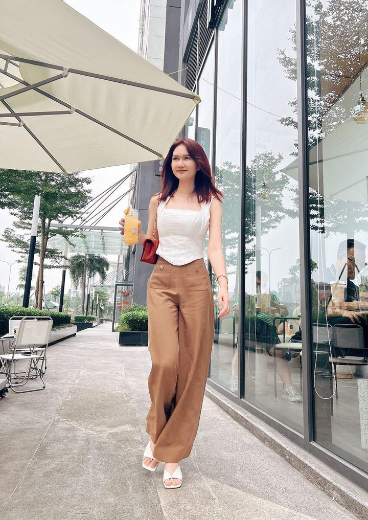 Sao Việt 31/5: Minh Tú tình tứ bên bạn trai Tây sau nghi vấn chia tay - 7