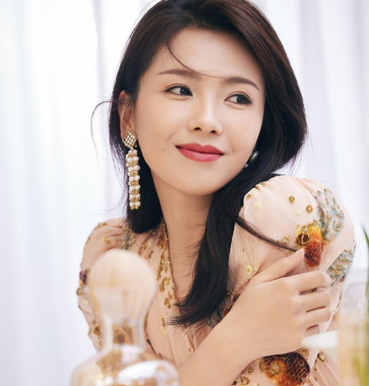 Cưới vội sau 20 ngày yêu, Lưu Đào còng lưng gánh cuộc hôn nhân mệt mỏi - 4