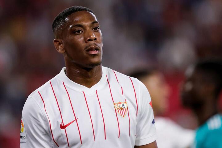 Anthony Martial: 'Cậu bé vàng' không chốn dung thân - 4